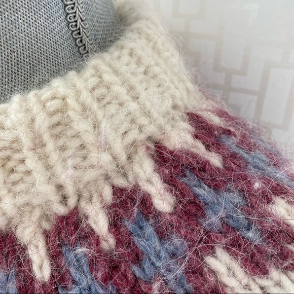 Vintage Nordic style Pullover Sweater, hand Knit by my Mom - Picture 5 of 7